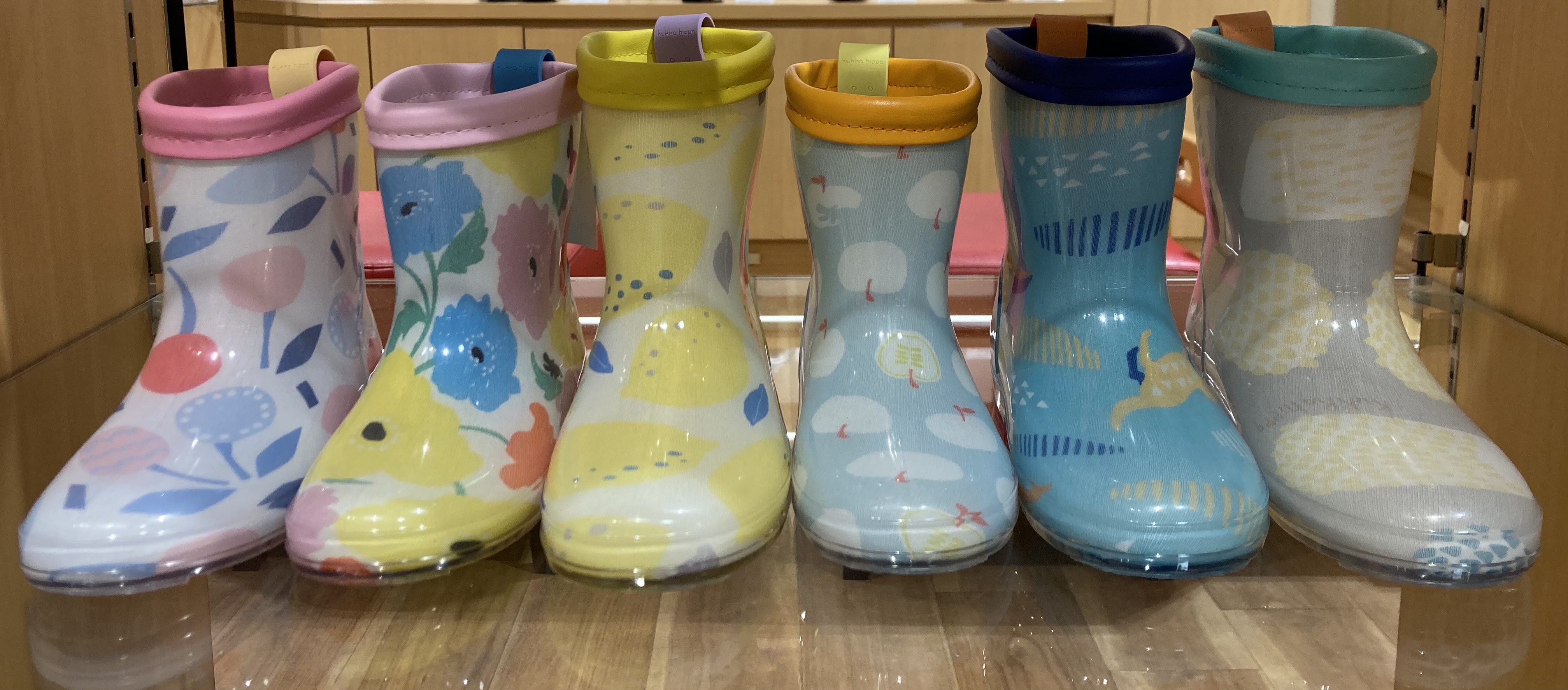 雨が降っても大丈夫！レイン特集◎ | 売場ニュース | 博多阪急 | 阪急