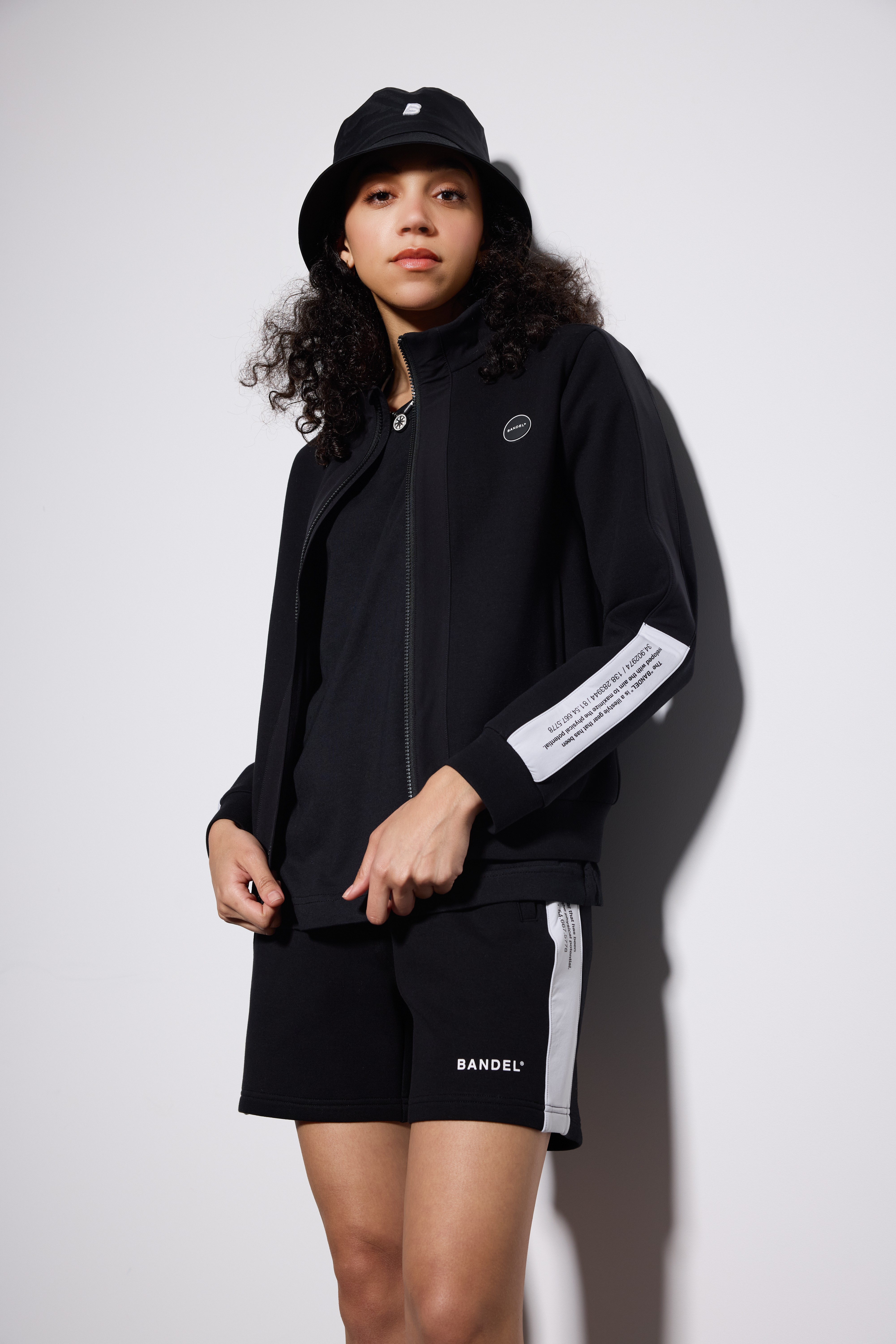 BANDEL ゴルフウェア BANDEL GOLF」POP UP STORE | 売場ニュース | 博多阪急 | 阪急百貨店