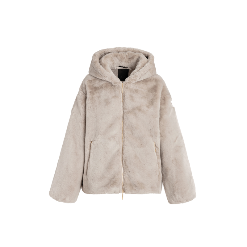 TATRAS／タトラス＞ POP UP STORE | 売場ニュース | 博多阪急 | 阪急百貨店