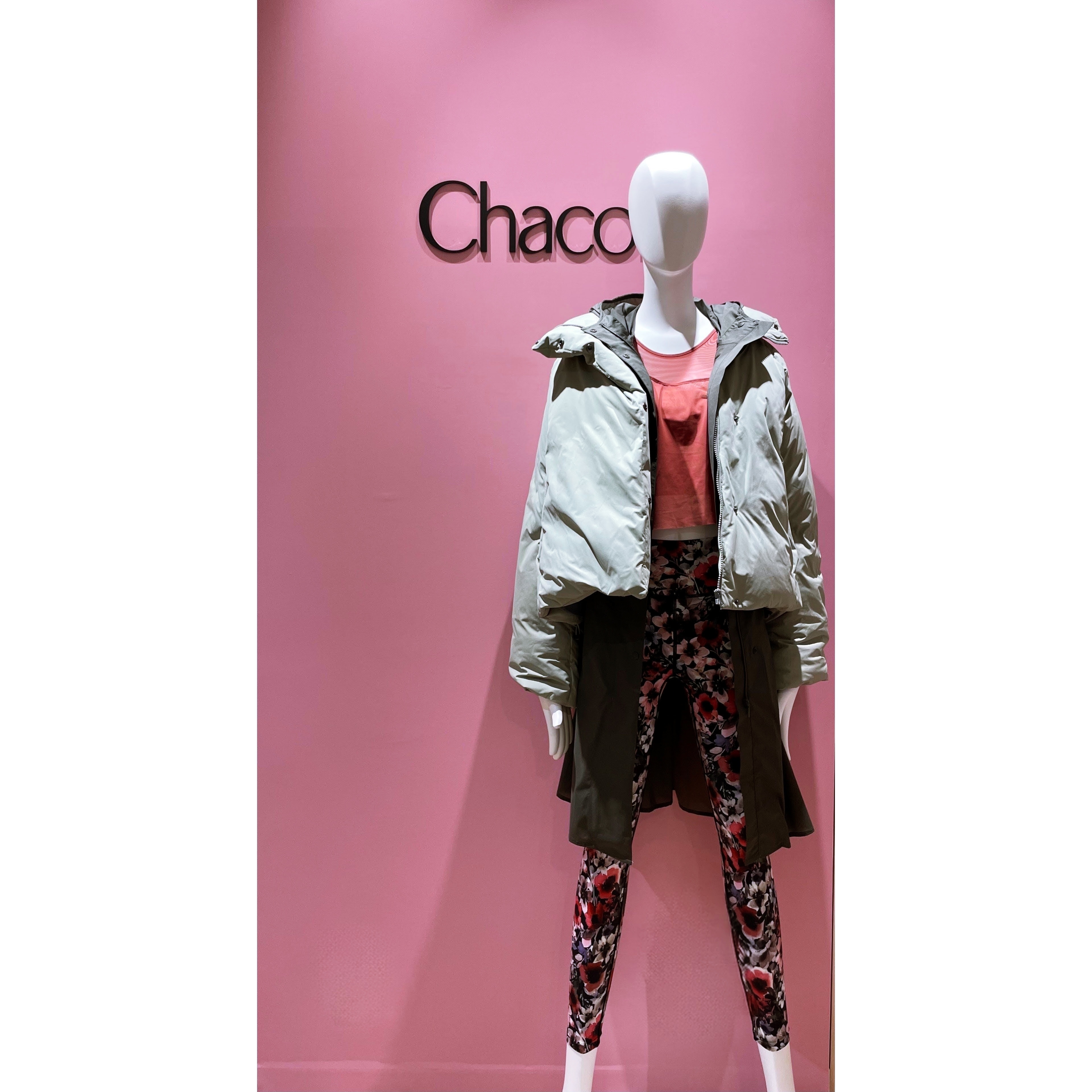 【タグ付新品未使用品】チャコット　フーデットジャケット チャコット」軽やかに暖かく！新作アウターで迎える冬支度～ウェルネス