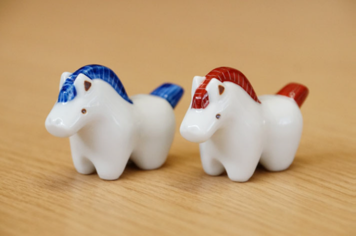 波佐見焼 午 立型箸置き