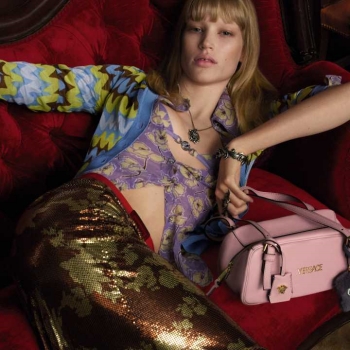 ヴェルサーチェ タグバッグ コレクション ポップアップ | 阪急うめだ