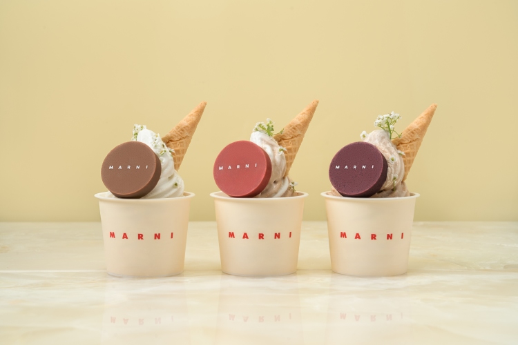マルニ フラワー カフェ | レストラン・カフェ | 阪急うめだ本店