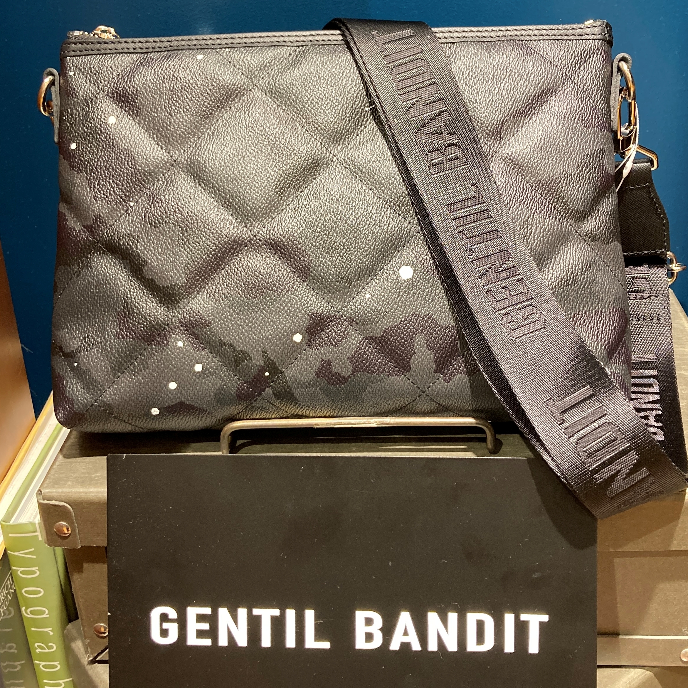ジャンティバンティボディバッグ GENTIL BANDIT（ジャンティバンティ）キルティングボディバッグ新入荷