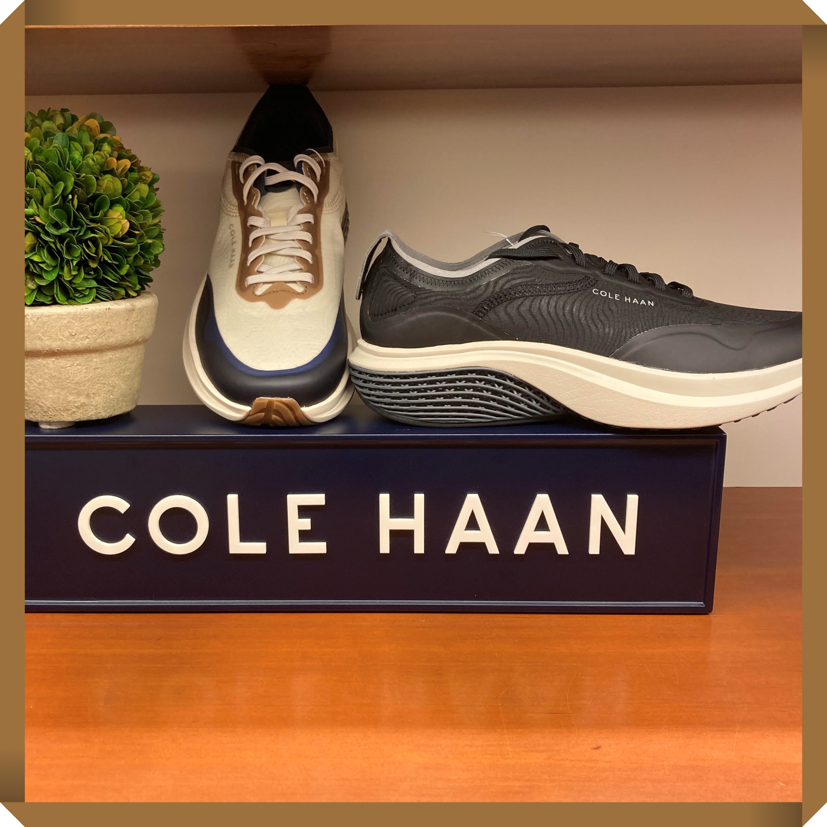 COLE HAAN(コールハーン）新作ご紹介！足元からのオシャレ | 売場